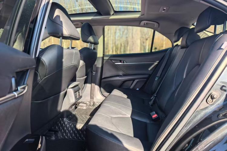 Used Toyota Camry 2021 2.5G Luxury Edition Interior 6