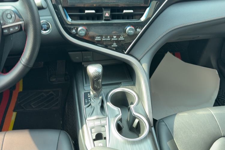 Used Toyota Camry 2021 2.5G Luxury Edition Interior 6