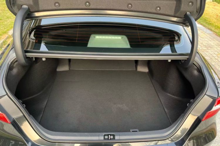 Used Toyota Camry 2021 2.5G Luxury Edition Interior 7