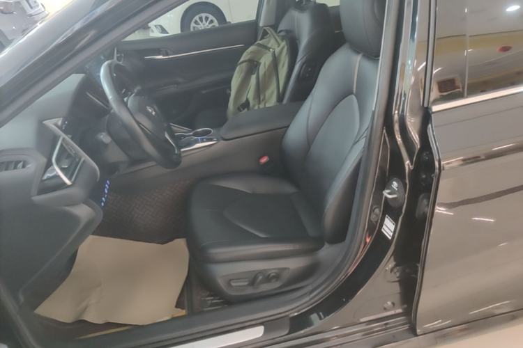 Used Toyota Camry 2021 2.5G Luxury Edition Left Front Seat