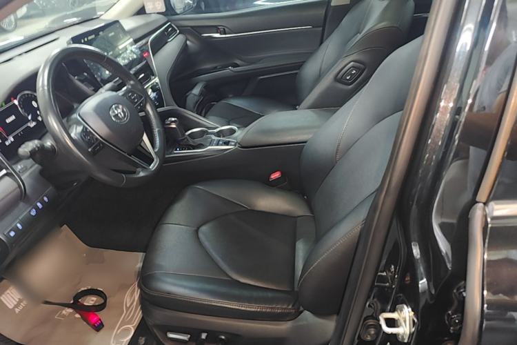 Used Toyota Camry 2021 2.5G Luxury Edition Left Front Seat