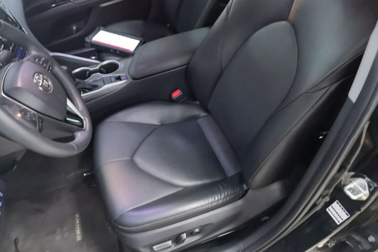 Used Toyota Camry 2021 2.0G Luxury Edition Left Front Seat