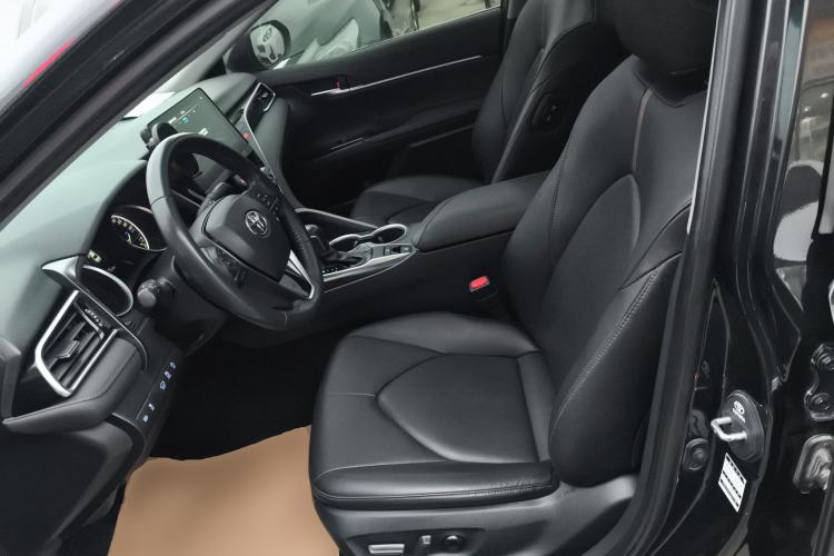 Used Toyota Camry 2021 2.0G Luxury Edition Left Front Seat