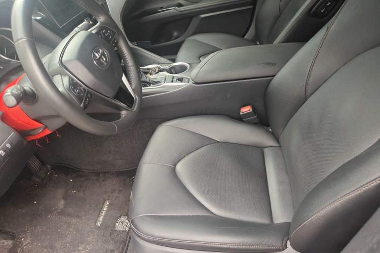 Used Toyota Camry 2021 2.0G Luxury Edition Left Front Seat