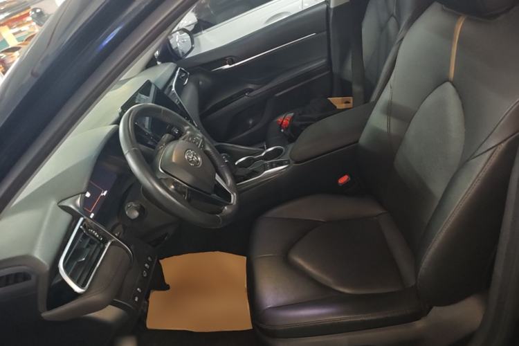 Used Toyota Camry 2021 2.5G Luxury Edition Left Front Seat