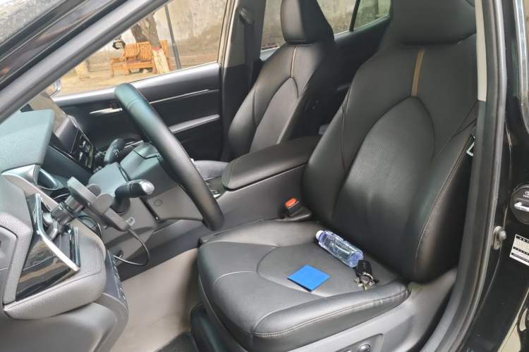 Used Toyota Camry 2021 2.0G Luxury Edition Left Front Seat