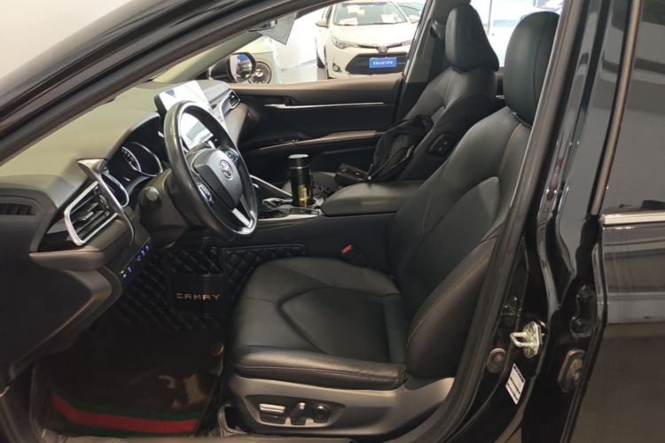 Used Toyota Camry 2021 2.0G Luxury Edition Left Front Seat