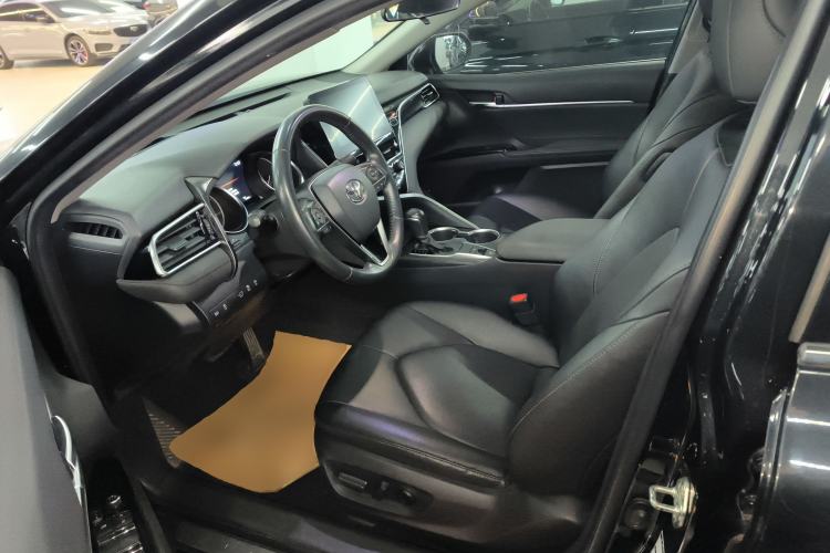 Used Toyota Camry 2021 2.0G Luxury Edition Left Front Seat