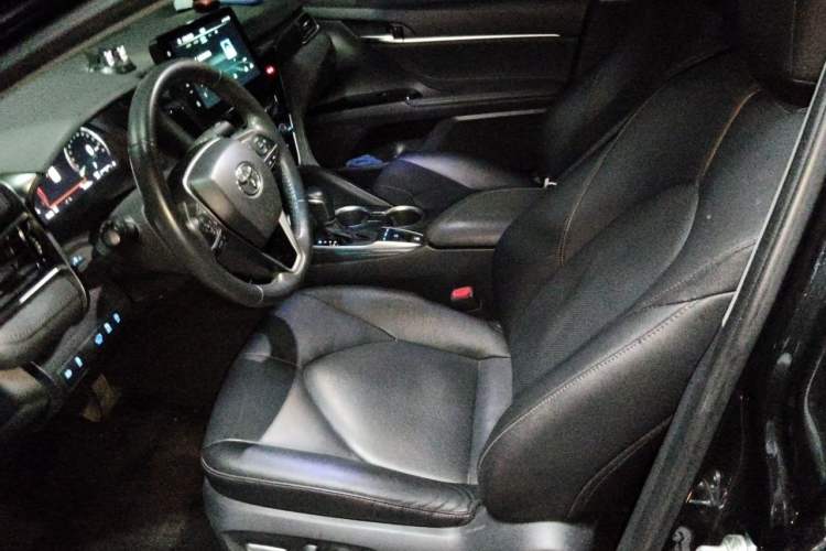 Used Toyota Camry 2021 2.5G Luxury Edition Left Front Seat