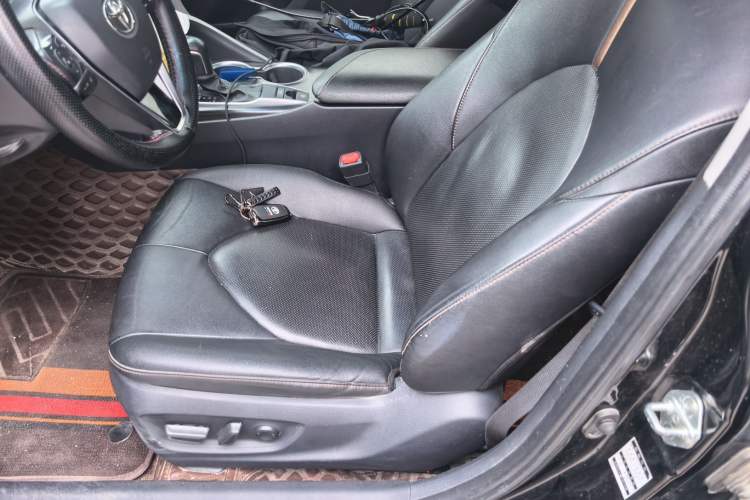 Used Toyota Camry 2021 2.0G Luxury Edition Left Front Seat