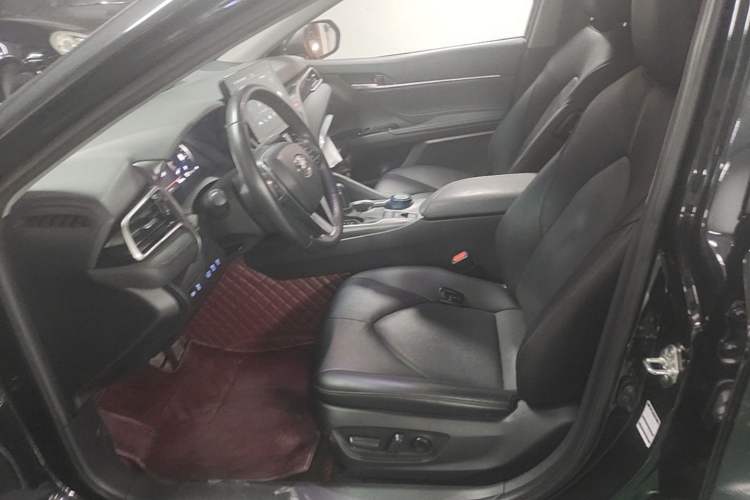 Used Toyota Camry 2021 2.5G Luxury Edition Left Front Seat