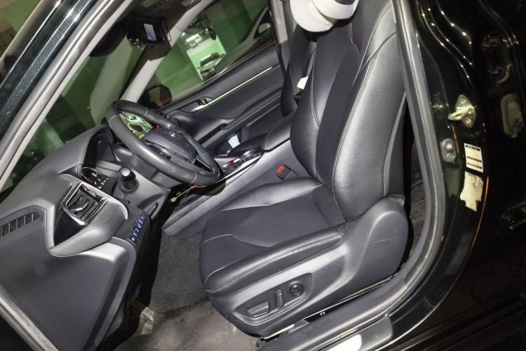 Used Toyota Camry 2021 2.5G Luxury Edition Left Front Seat
