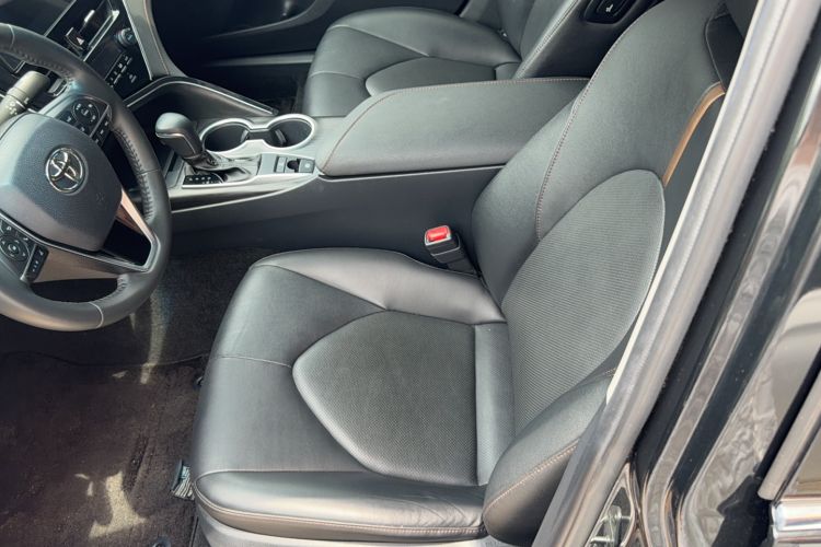 Used Toyota Camry 2021 2.0G Luxury Edition Left Front Seat