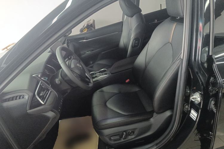 Used Toyota Camry 2021 2.0G Luxury Edition Left Front Seat