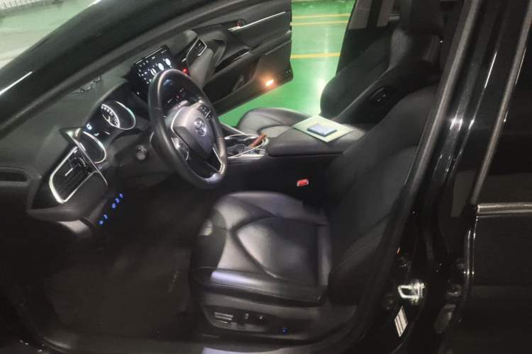 Used Toyota Camry 2021 2.0G Luxury Edition Left Front Seat