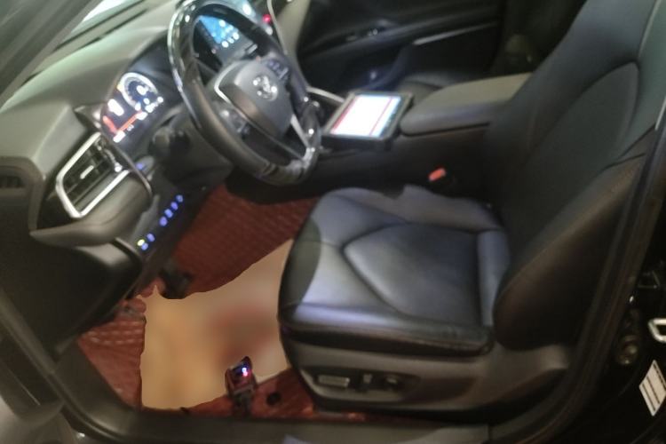 Used Toyota Camry 2021 2.5G Luxury Edition Left Front Seat