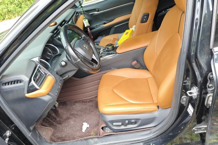 Used Toyota Camry 2021 2.0G Luxury Edition Left Front Seat