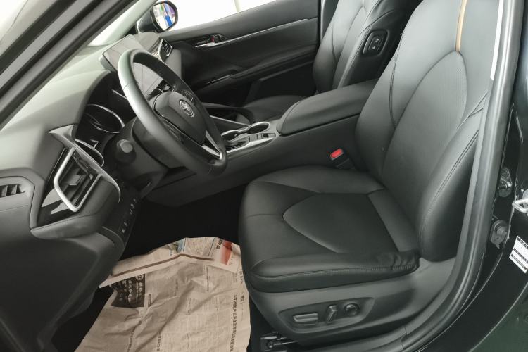 Used Toyota Camry 2021 2.0G Luxury Edition Left Front Seat