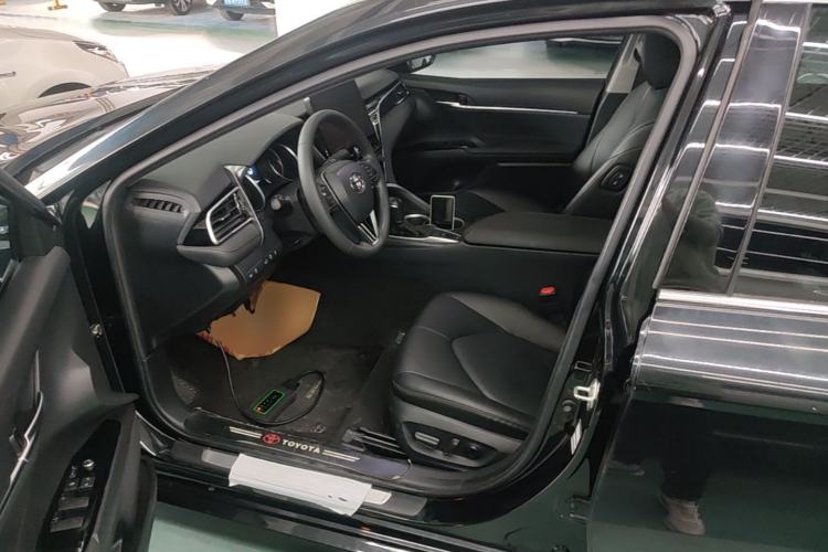 Used Toyota Camry 2021 2.0G Luxury Edition Left Front Seat