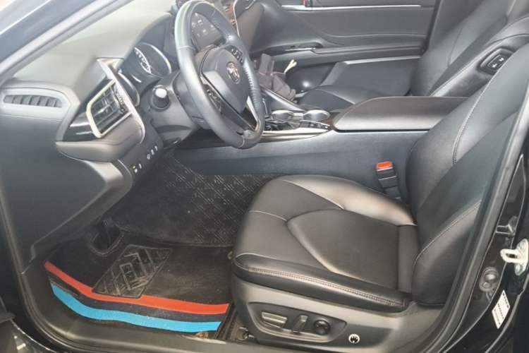 Used Toyota Camry 2021 2.0G Luxury Edition Left Front Seat