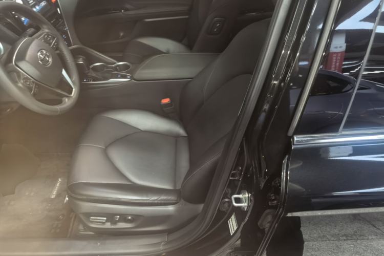 Used Toyota Camry 2021 2.0G Luxury Edition Left Front Seat