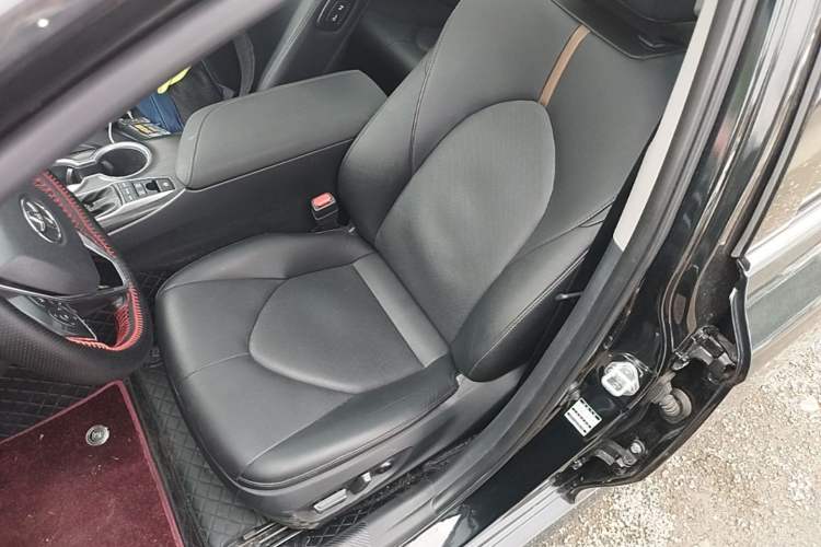 Used Toyota Camry 2021 Dual-Motor 2.5HG Luxury Edition Left Front Seat
