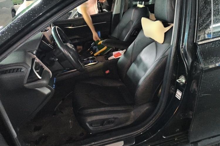 Used Toyota Camry 2021 2.5G Luxury Edition Left Front Seat