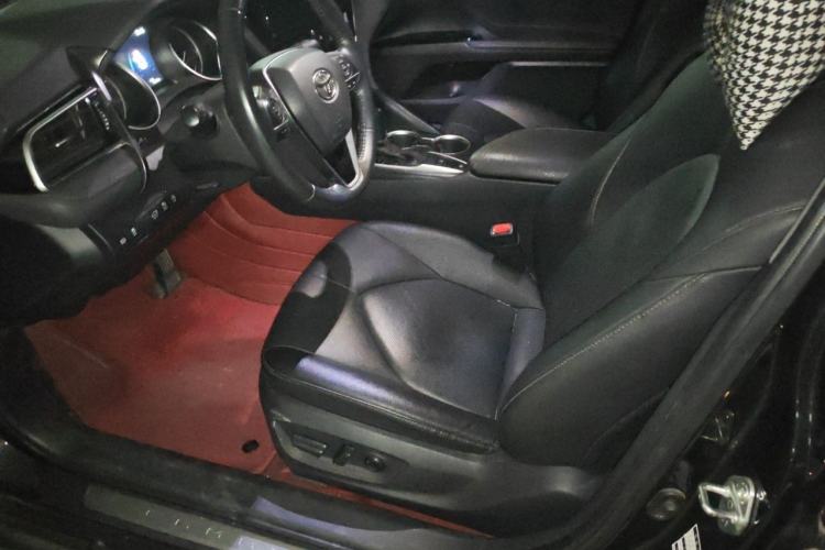 Used Toyota Camry 2021 2.0G Luxury Edition Left Front Seat