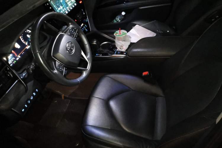 Used Toyota Camry 2021 2.5G Luxury Edition Left Front Seat