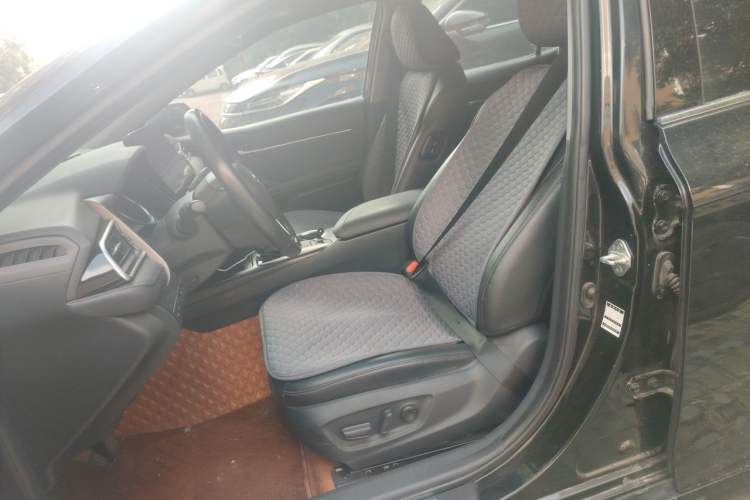 Used Toyota Camry 2021 2.0G Luxury Edition Left Front Seat