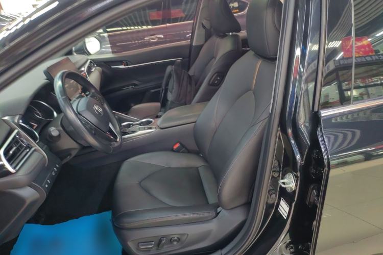 Used Toyota Camry 2021 2.0G Luxury Edition Left Front Seat