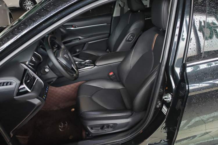Used Toyota Camry 2021 2.0G Luxury Edition Left Front Seat