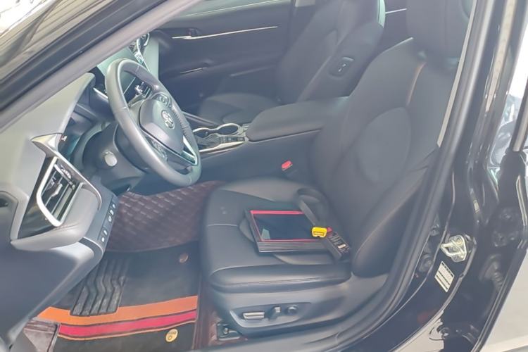Used Toyota Camry 2021 2.5G Luxury Edition Left Front Seat