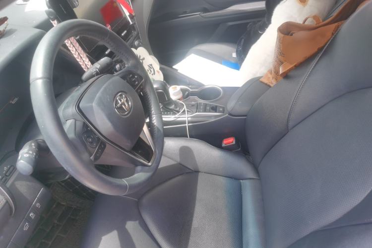 Used Toyota Camry 2021 2.5G Luxury Edition Left Front Seat
