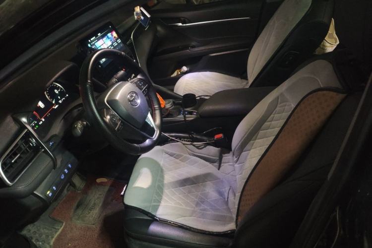 Used Toyota Camry 2021 2.5G Luxury Edition Left Front Seat