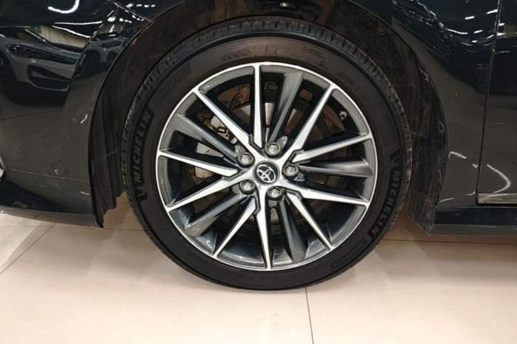 Used Toyota Camry 2021 2.5G Luxury Edition Left Front Wheel Hub