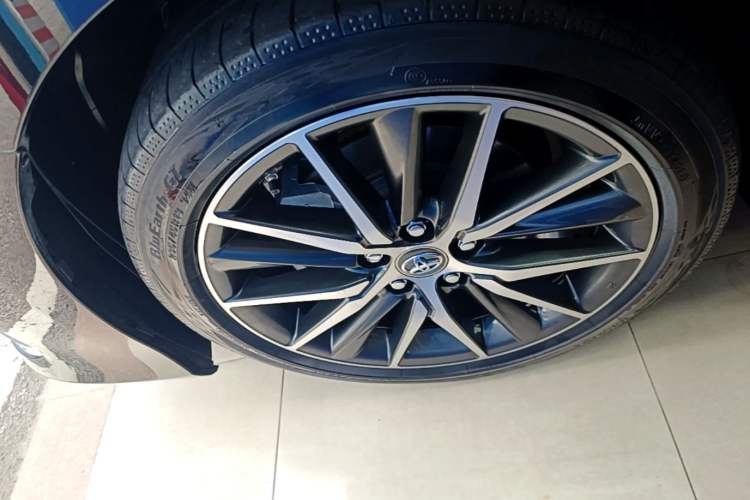 Used Toyota Camry 2021 2.5G Luxury Edition Left Front Wheel Hub