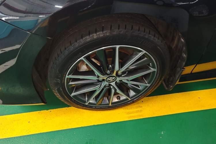 Used Toyota Camry 2021 2.5G Luxury Edition Left Front Wheel Hub