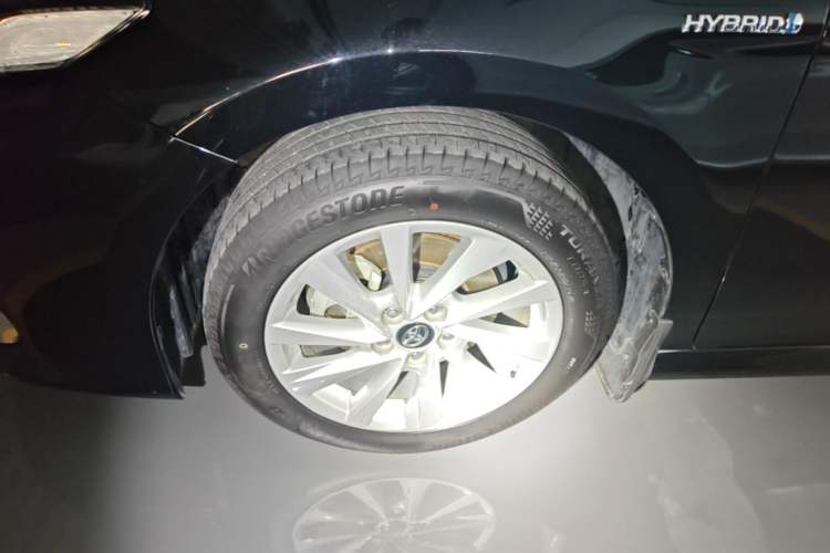 Used Toyota Camry 2021 Dual-Motor 2.5 HGVP Leading Edition Left Front Wheel Hub