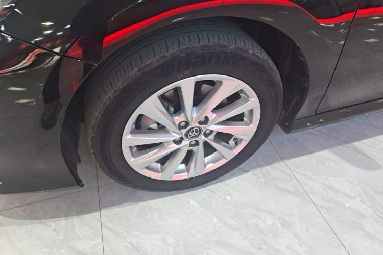 Used Toyota Camry 2021 2.0G Luxury Edition Left Front Wheel Hub