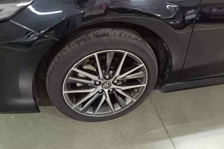 Used Toyota Camry 2021 2.5G Luxury Edition Left Front Wheel Hub
