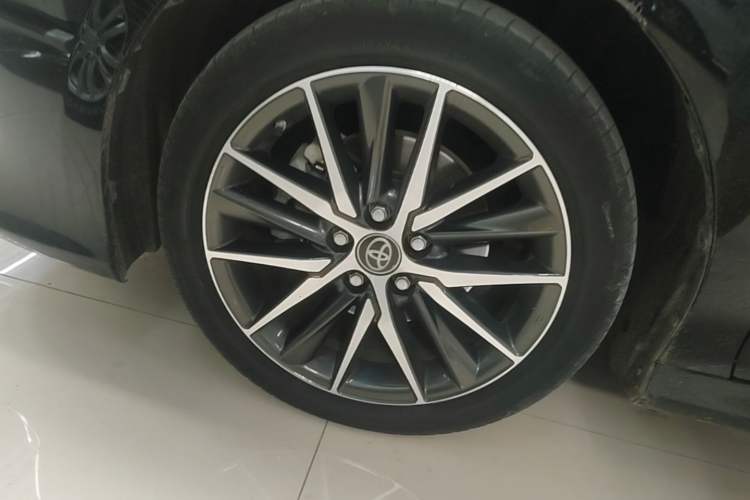 Used Toyota Camry 2021 2.5G Luxury Edition Left Front Wheel Hub