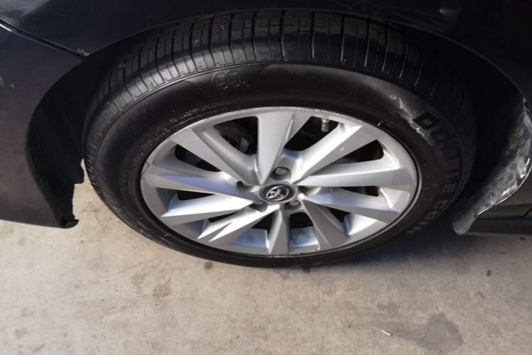 Used Toyota Camry 2021 2.0G Luxury Edition Left Front Wheel Hub