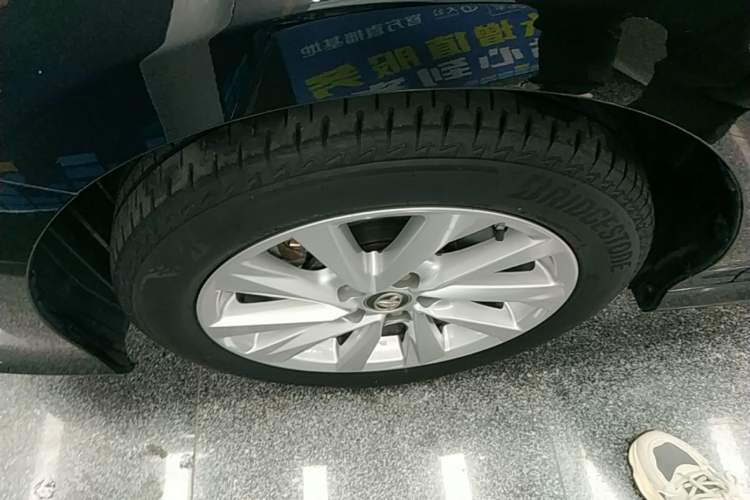Used Toyota Camry 2021 2.0G Luxury Edition Left Front Wheel Hub