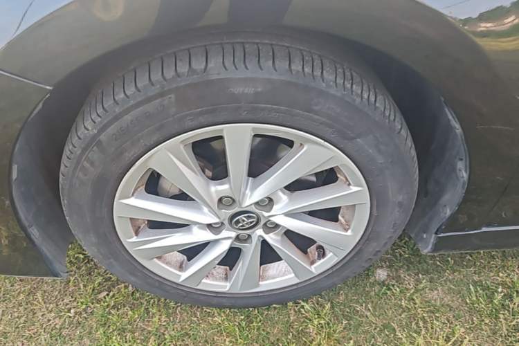 Used Toyota Camry 2021 2.0G Luxury Edition Left Front Wheel Hub