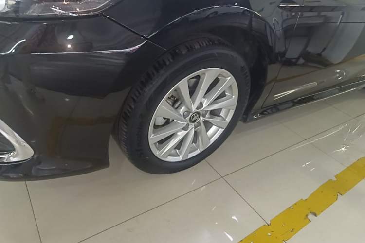 Used Toyota Camry 2021 2.0G Luxury Edition Left Front Wheel Hub