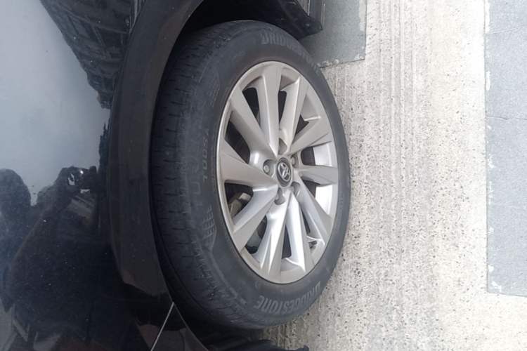 Used Toyota Camry 2021 2.0G Luxury Edition Left Front Wheel Hub