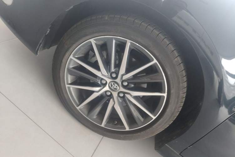 Used Toyota Camry 2021 2.5G Luxury Edition Left Front Wheel Hub