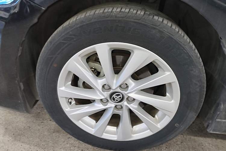 Used Toyota Camry 2021 2.0G Luxury Edition Left Front Wheel Hub