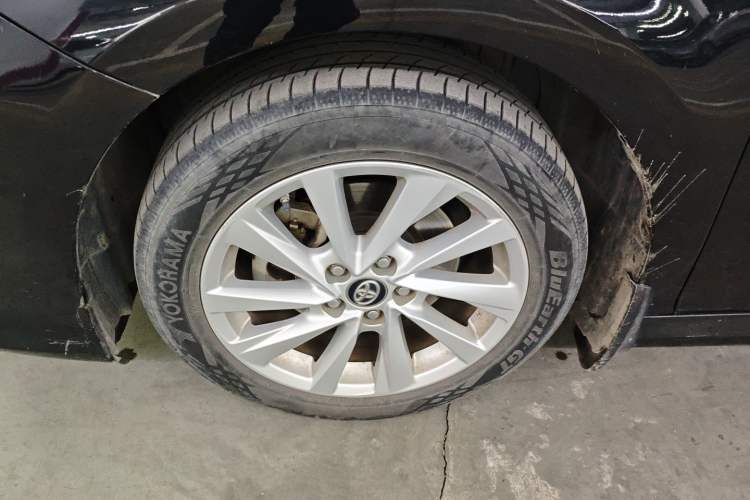 Used Toyota Camry 2021 2.0G Luxury Edition Left Front Wheel Hub